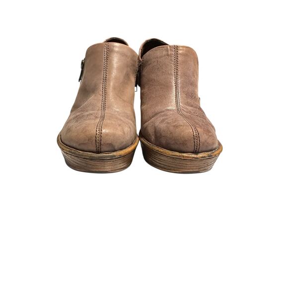 EUC Born Famke Leather Chunky Heeled Clogs Taupe Distressed Size 9 Boho Comfort - Picture 4 of 8